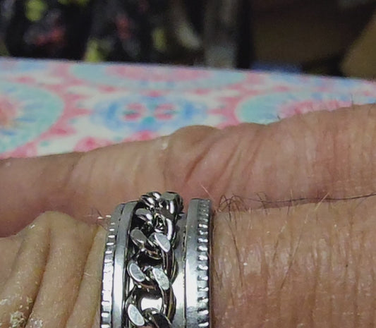 Mens size 11.25 .925 Cuban link Spinner Ring